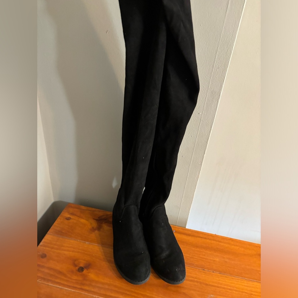 Flat Stretch over the knee boots